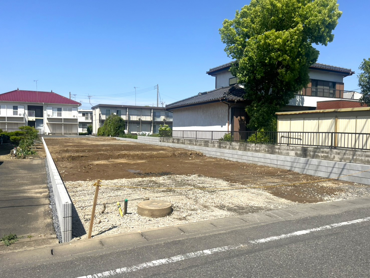 販売現地【2026/5/2撮影】 敷地97坪×平屋造り