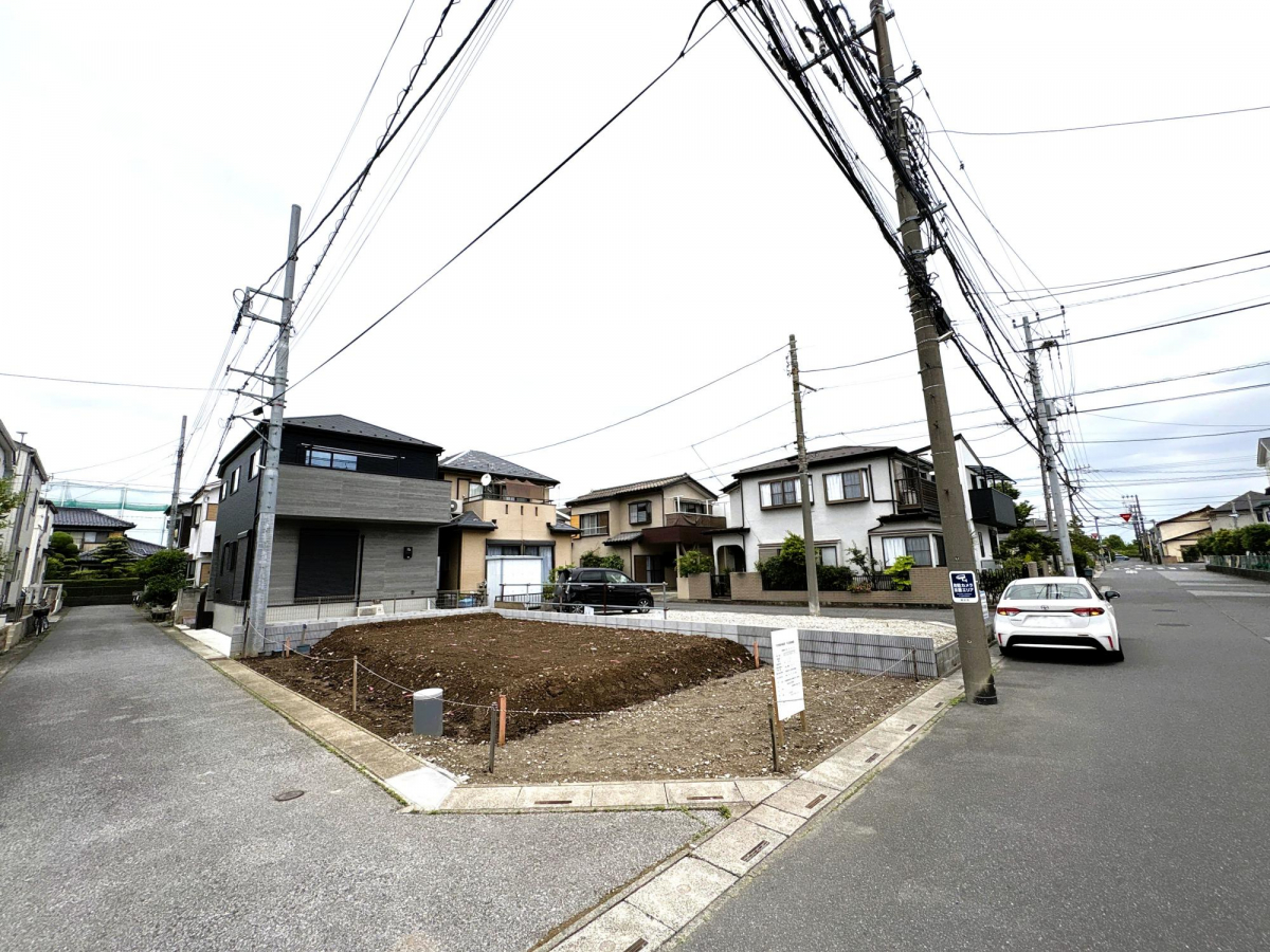 外観 敷地面積28坪！角地！主寝室可変型プラン採用！！