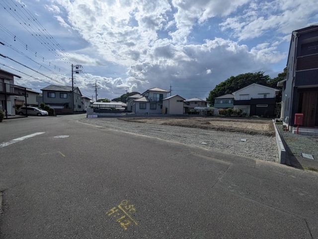 TロックⅡとは、ホールダウン金物の約2倍の強度を持つ飯田産業オリジナルの金物で特許を取得しております。

