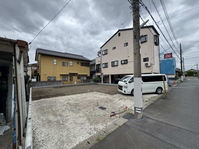 柱固定金物のなかでも非常に高い性能を持つ「ホールダウン金物（HD20）」の約2倍の強度があり、短期基準接合耐力40.3kNの評価を受けています。台風などの強風に耐えられる耐久性を保ちます。