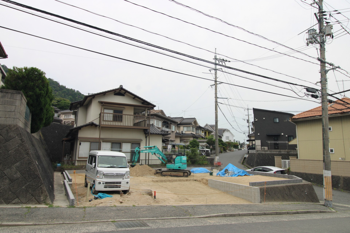 ブルーミングガーデン東広島市黒瀬楢原北２丁目１棟の外観②