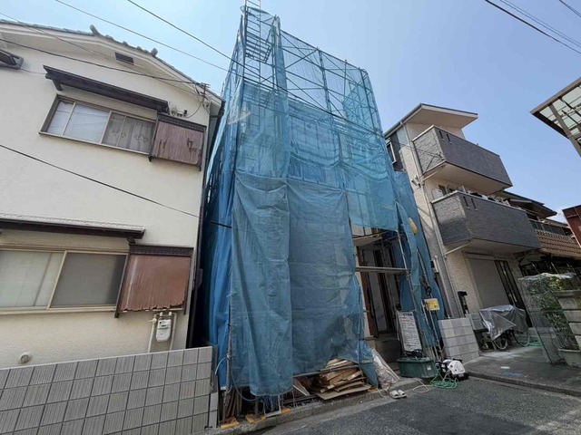 1　建築中です　7月中旬