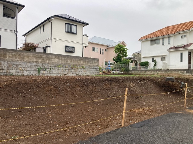 日を重ねるごとにこの佇まいに愛着が湧いてきそう（1号棟）