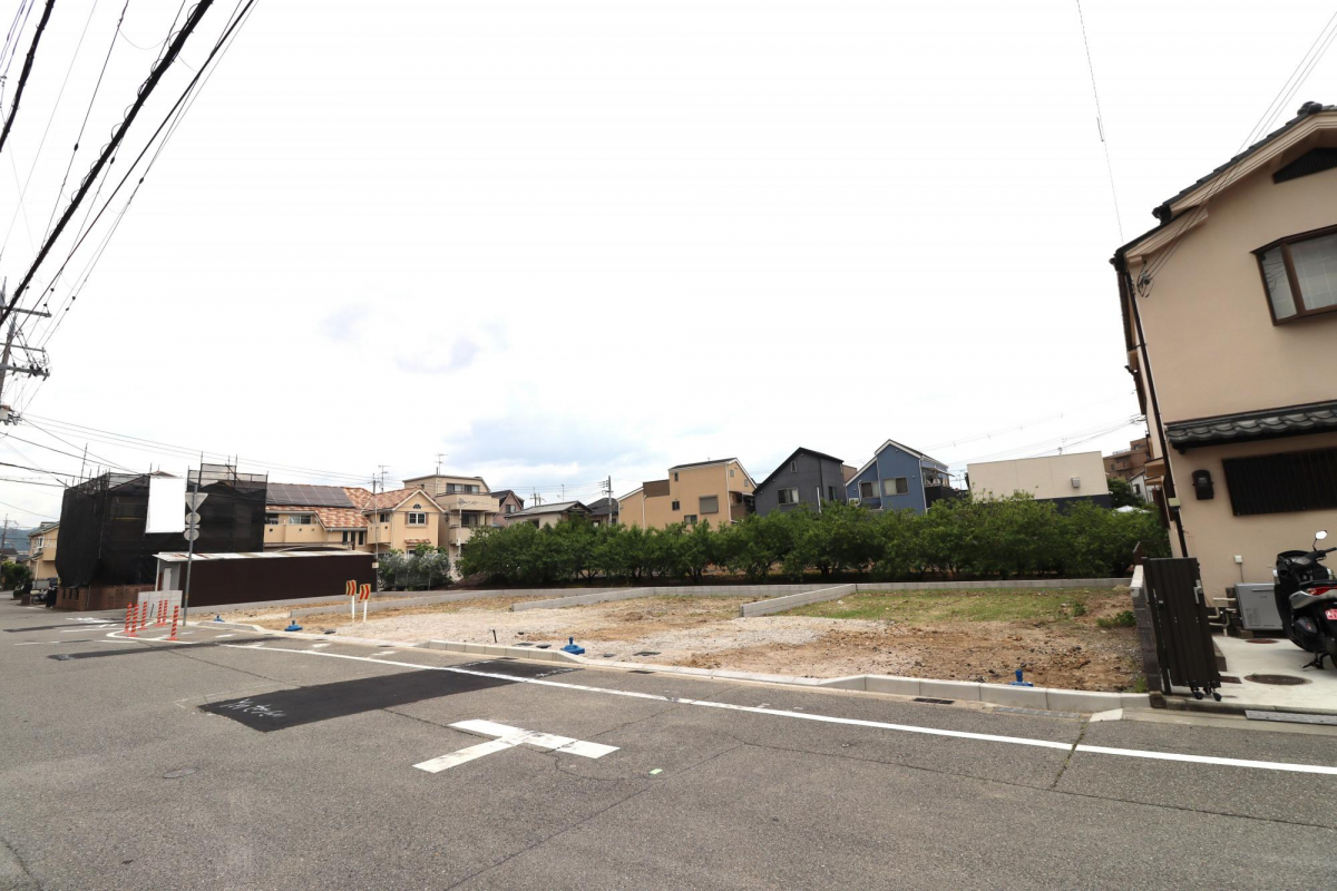 ブルーミングガーデン宝塚市山本野里２丁目４棟の外観②