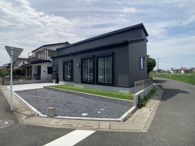 リナージュ吉川市新栄１丁目０１期の外観②