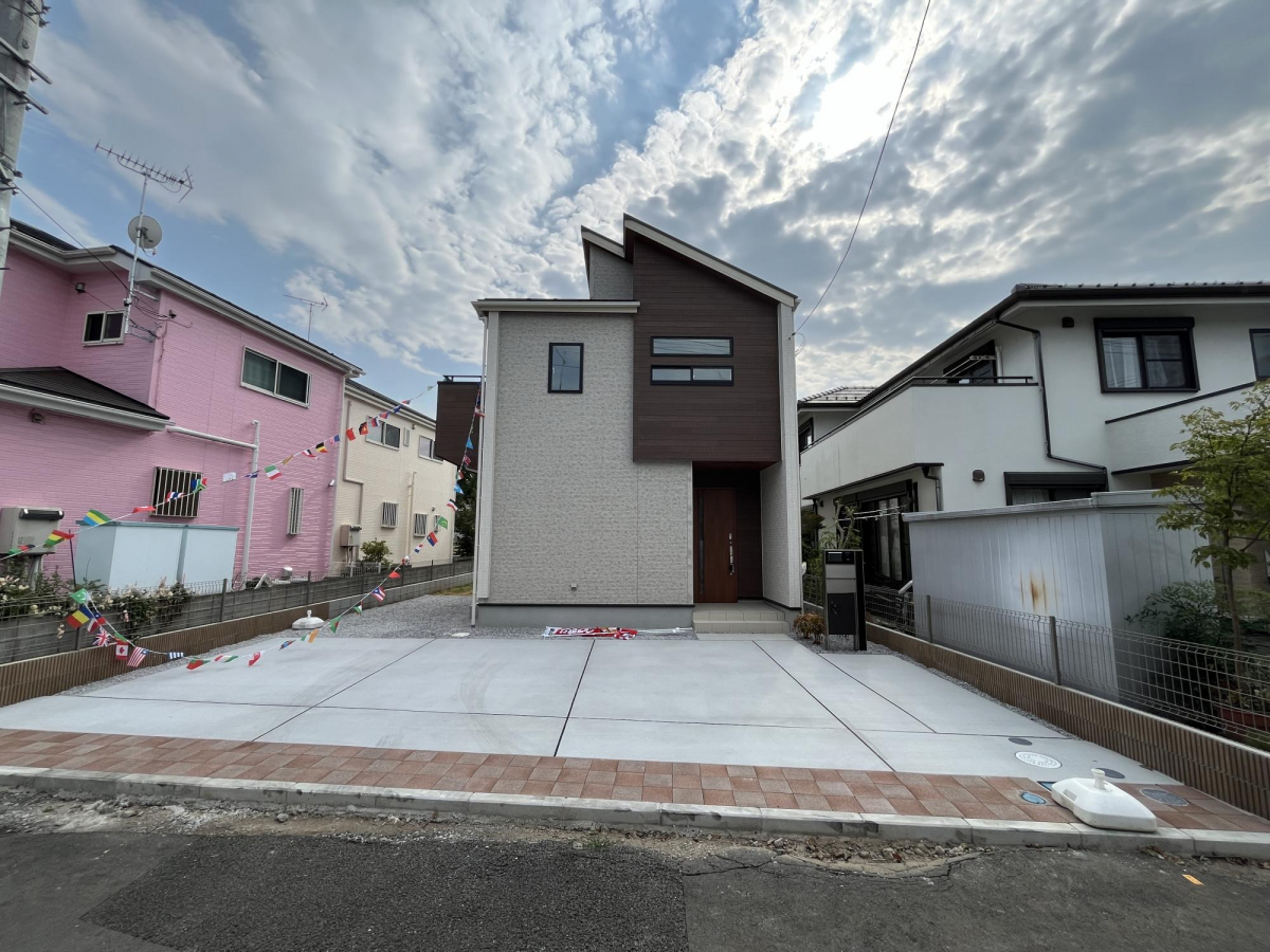 ブルーミングガーデン狭山市南入曽１棟の外観②