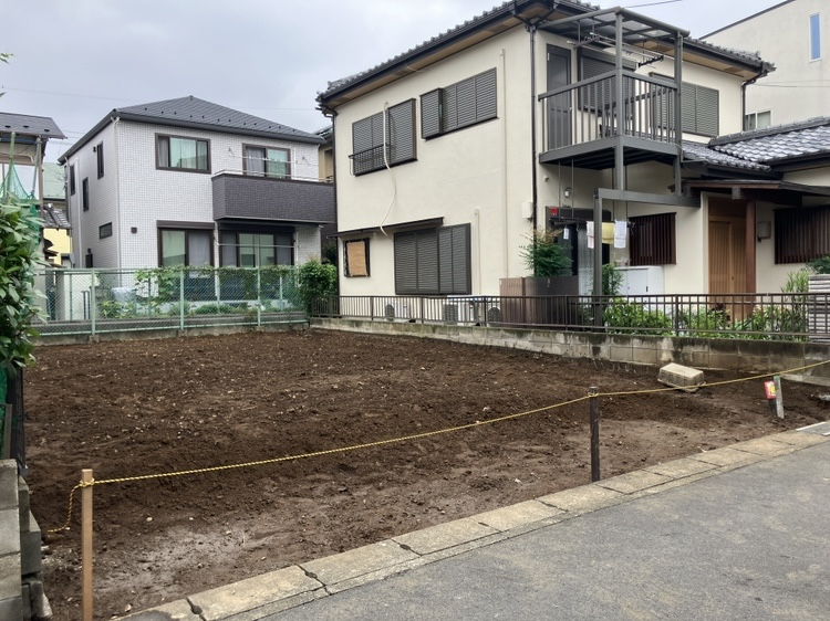 更地 