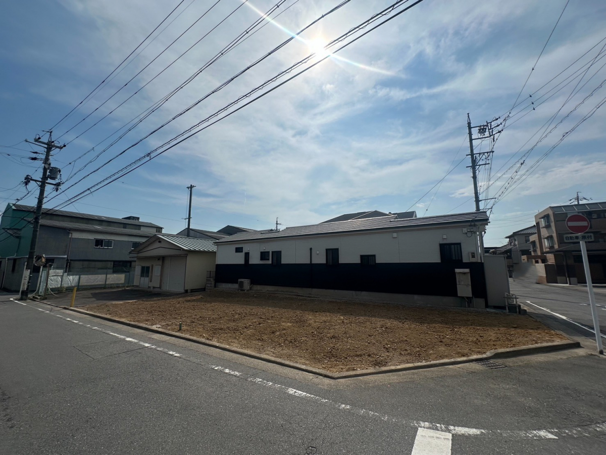販売現地 