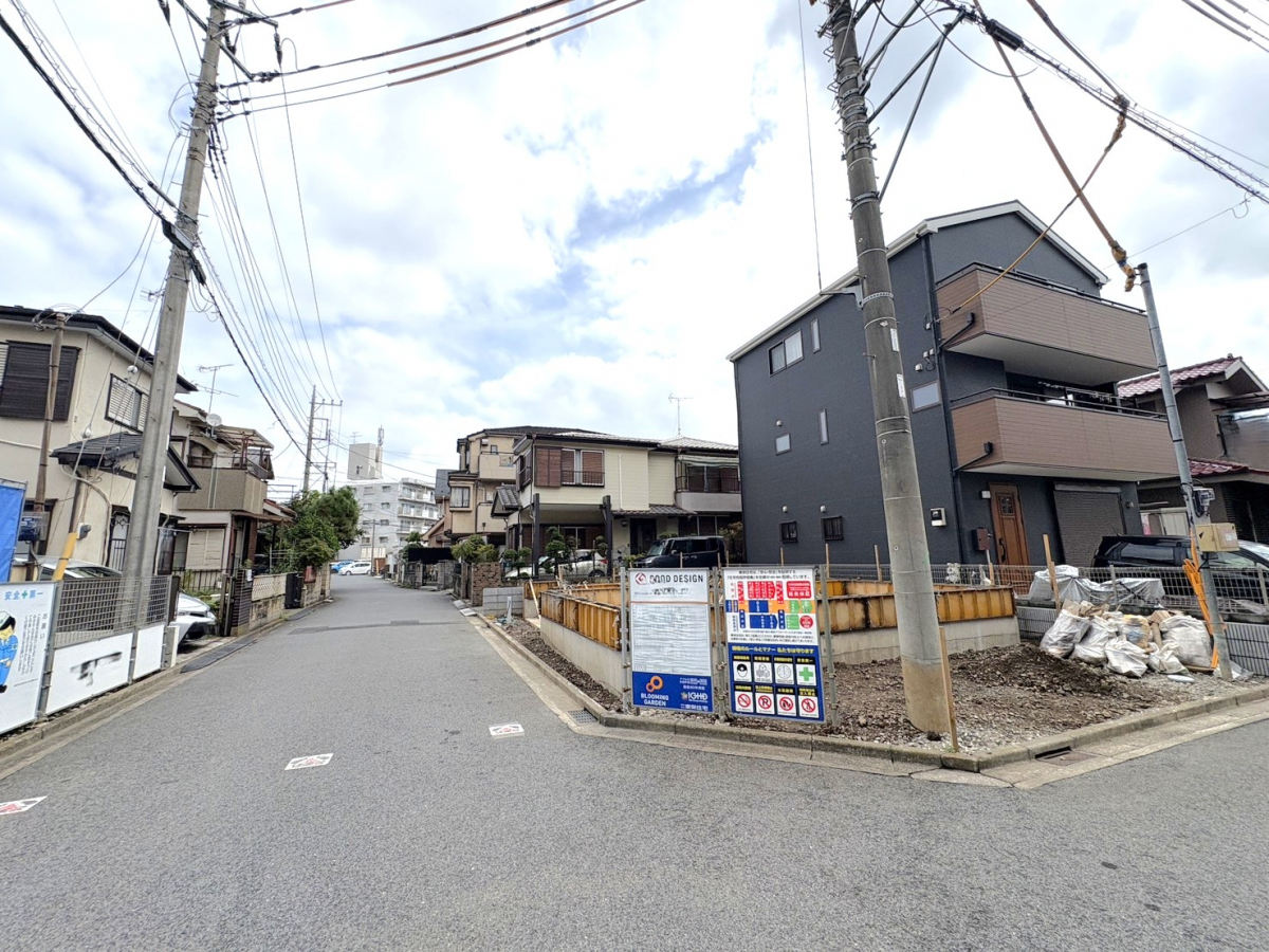 ブルーミングガーデン川口市安行領根岸２期１棟の外観②