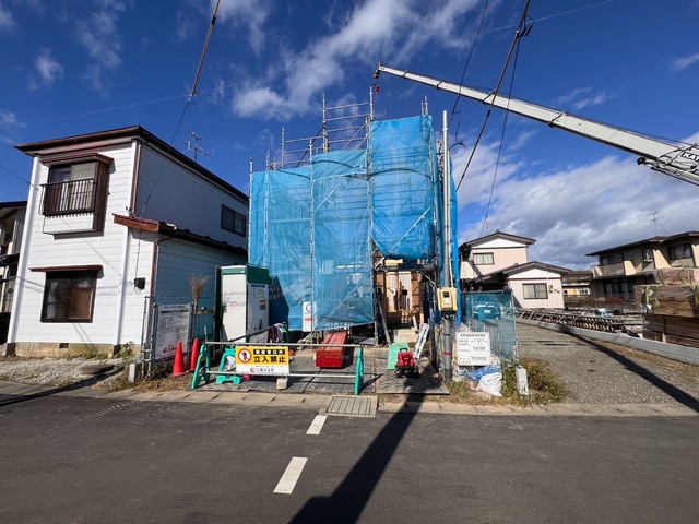 前面道路も広々♪