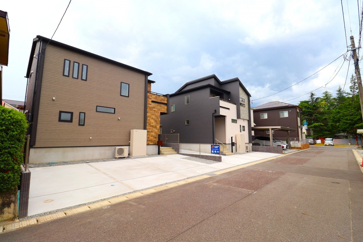 ブルーミングガーデン郡山市安積町笹川中ノ渡戸２棟の外観②
