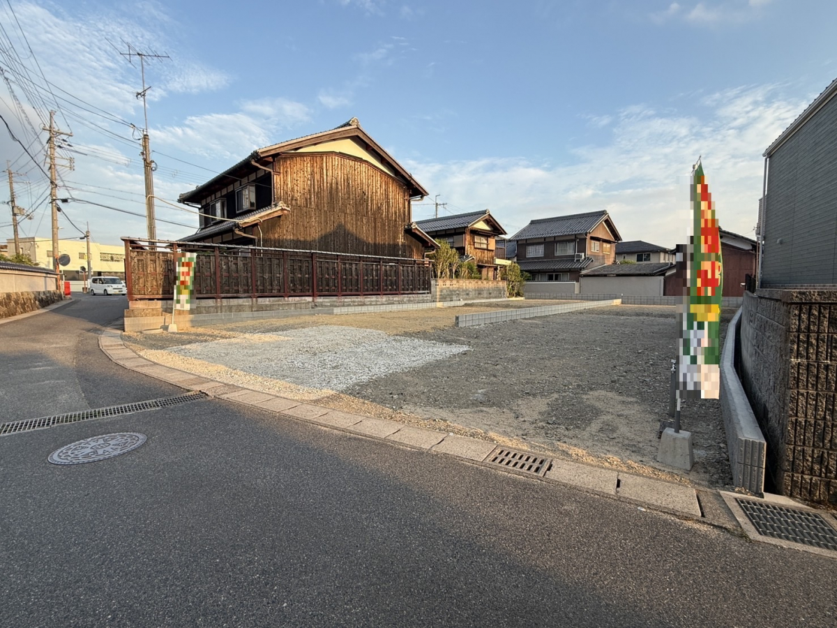 ブルーミングガーデン湖南市岩根２棟の外観②