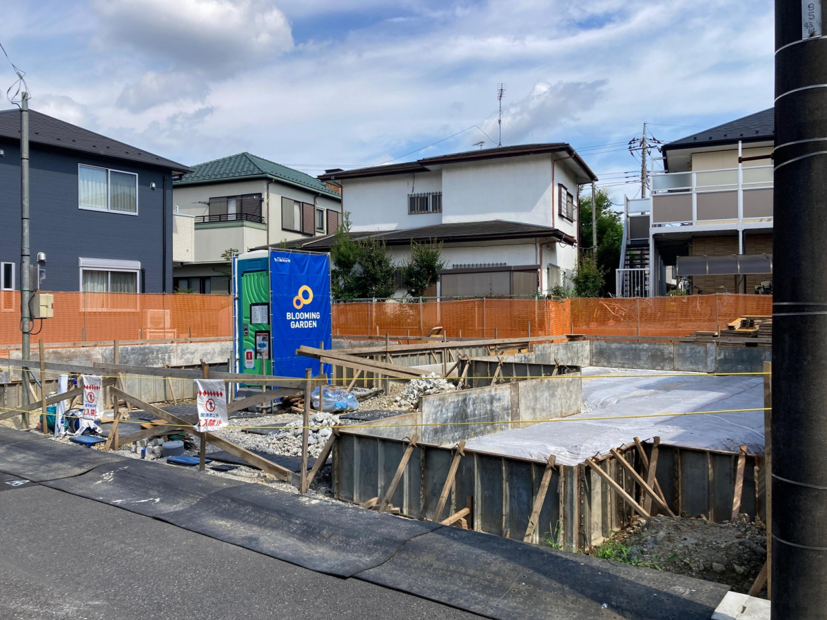 ブルーミングガーデン日野市南平６丁目２棟の外観②