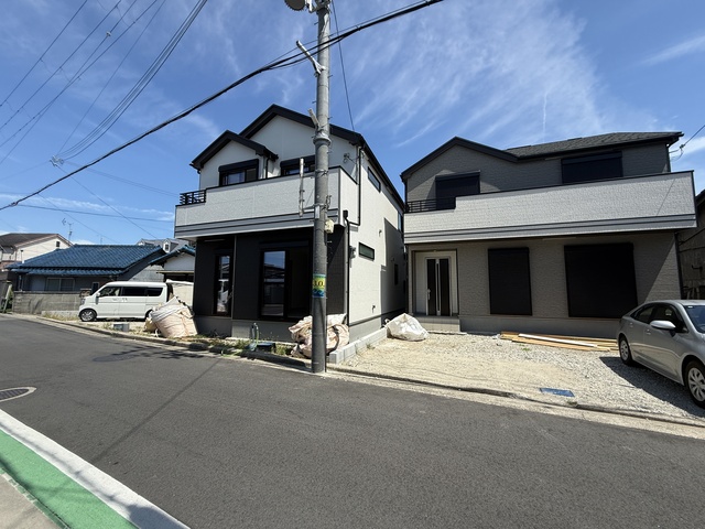 建物完成予定日は2026年9月下旬予定となります。