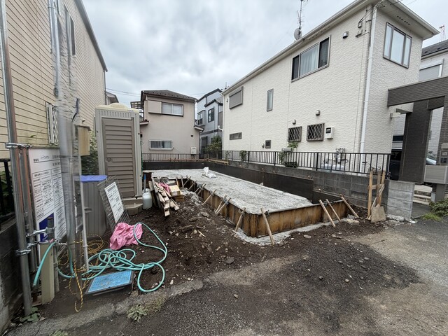 基礎工事中です。