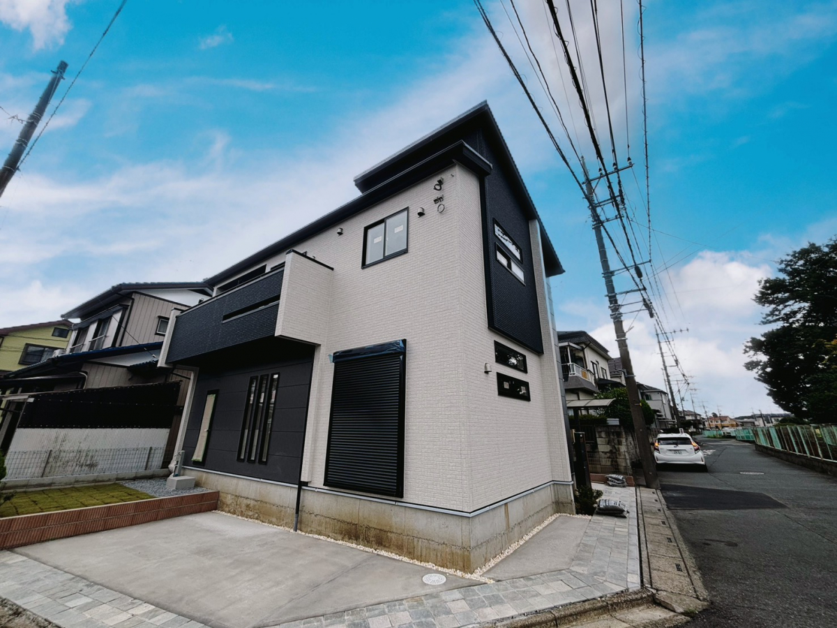 流行に左右されず、将来にわたって価値が継続する「上質」な佇まい。おしゃれな雰囲気や自然の潤い、親しみやすさといった暮らしを豊かにしてくれる住空間です。 