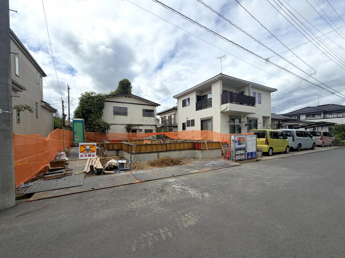 基礎工事中 