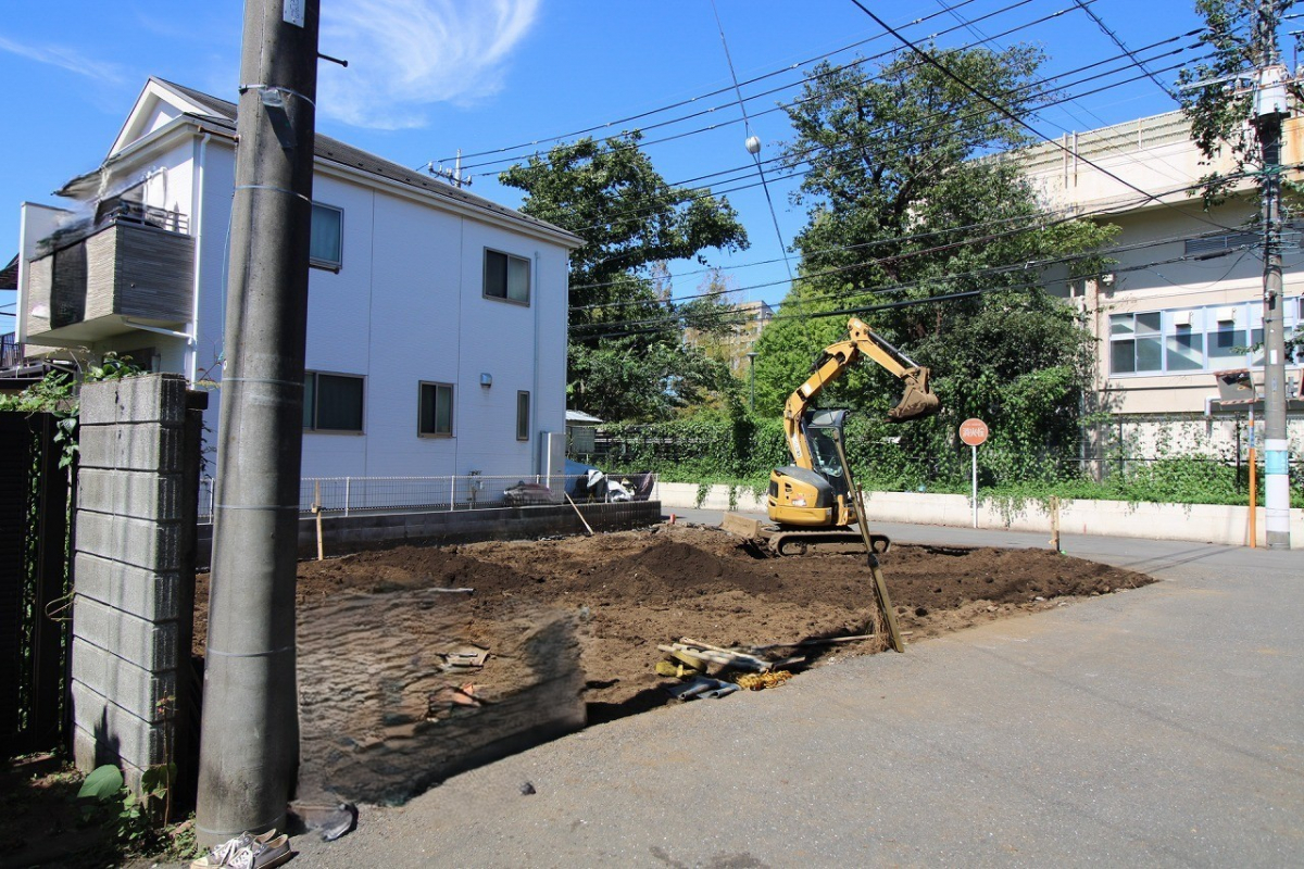 販売現地写真（2026年9月撮影） 建築前です。