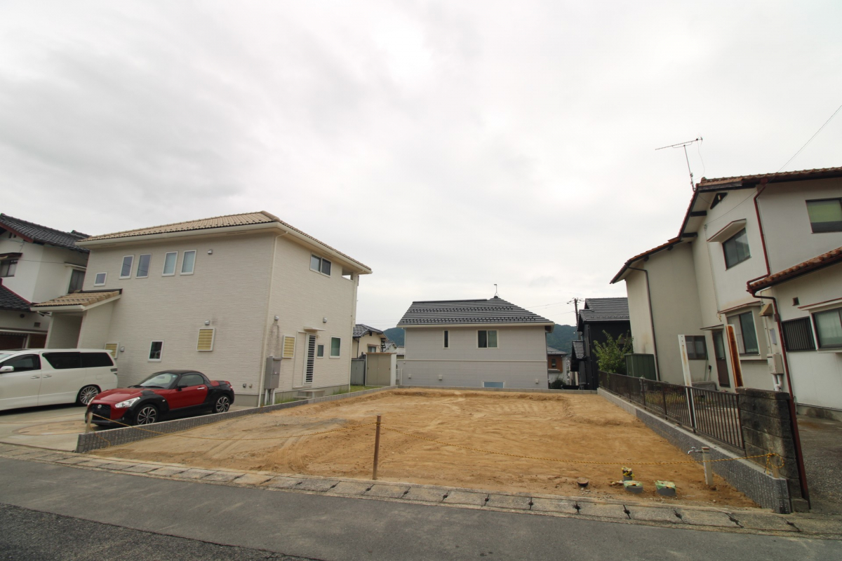 ブルーミングガーデン広島市安佐南区高取北４丁目１棟の外観②