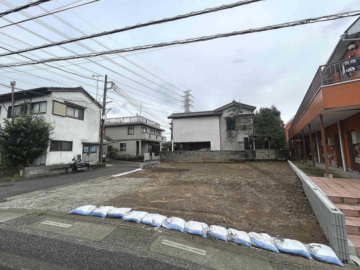 ブルーミングガーデン伊勢原市笠窪　１棟の外観②