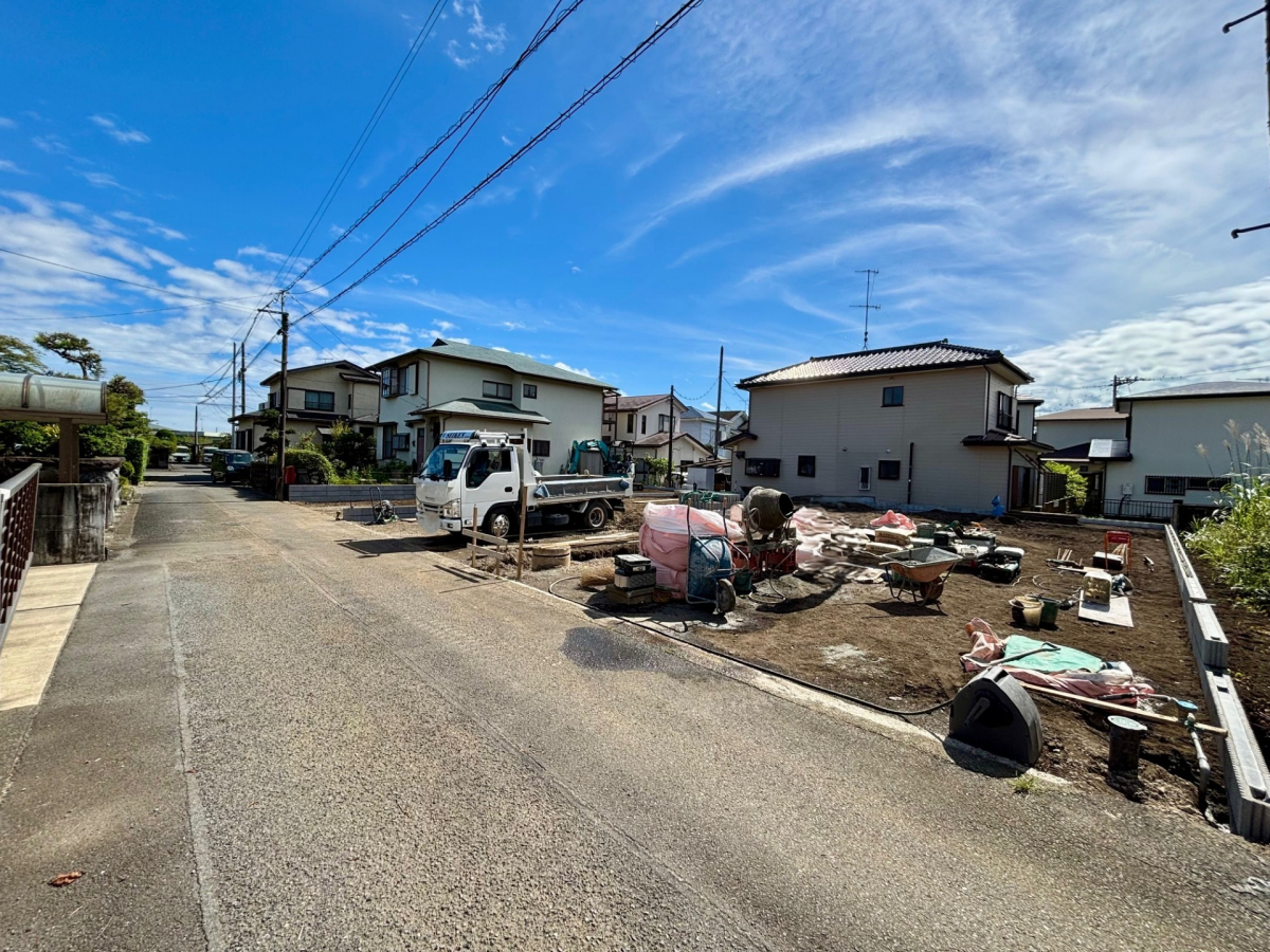 ブルーミングガーデン秦野市沼代新町３棟の外観②