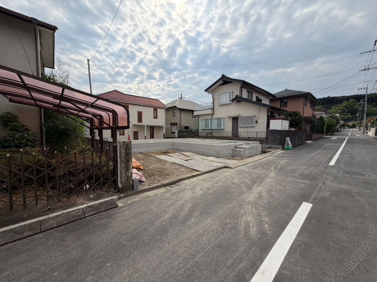 ブルーミングガーデン横浜市金沢区東朝比奈２丁目１棟の外観②