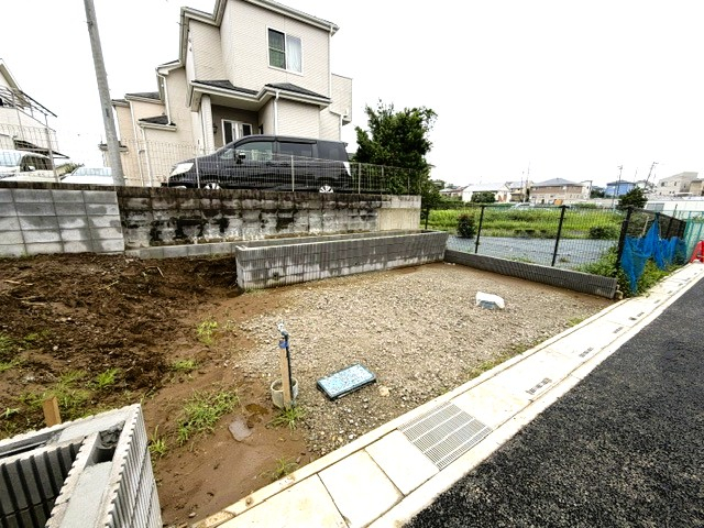 ブルーミングガーデンさいたま市見沼区南中丸６棟の外観②