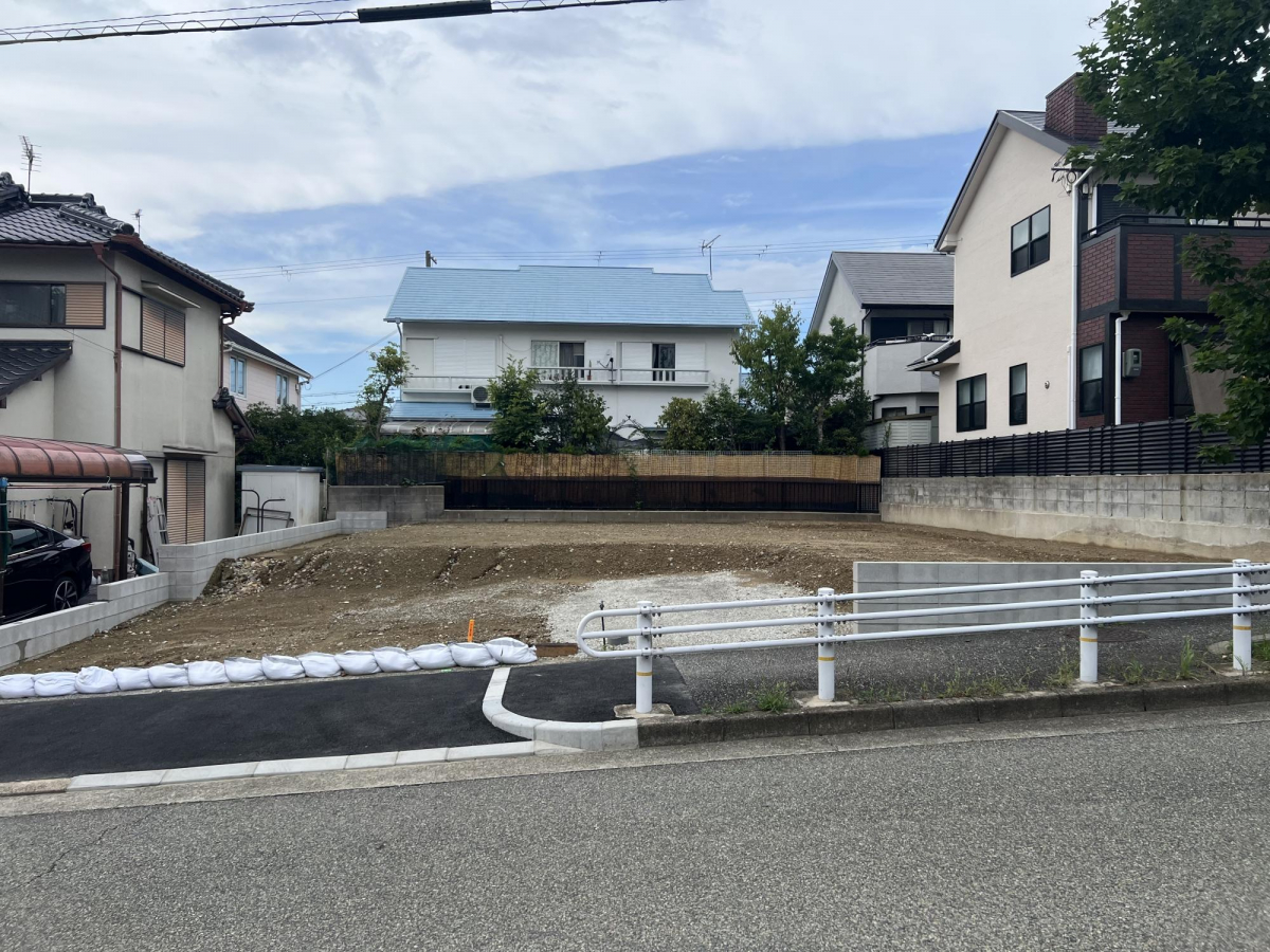 ブルーミングガーデン西宮市北六甲台３丁目５期１棟の外観②