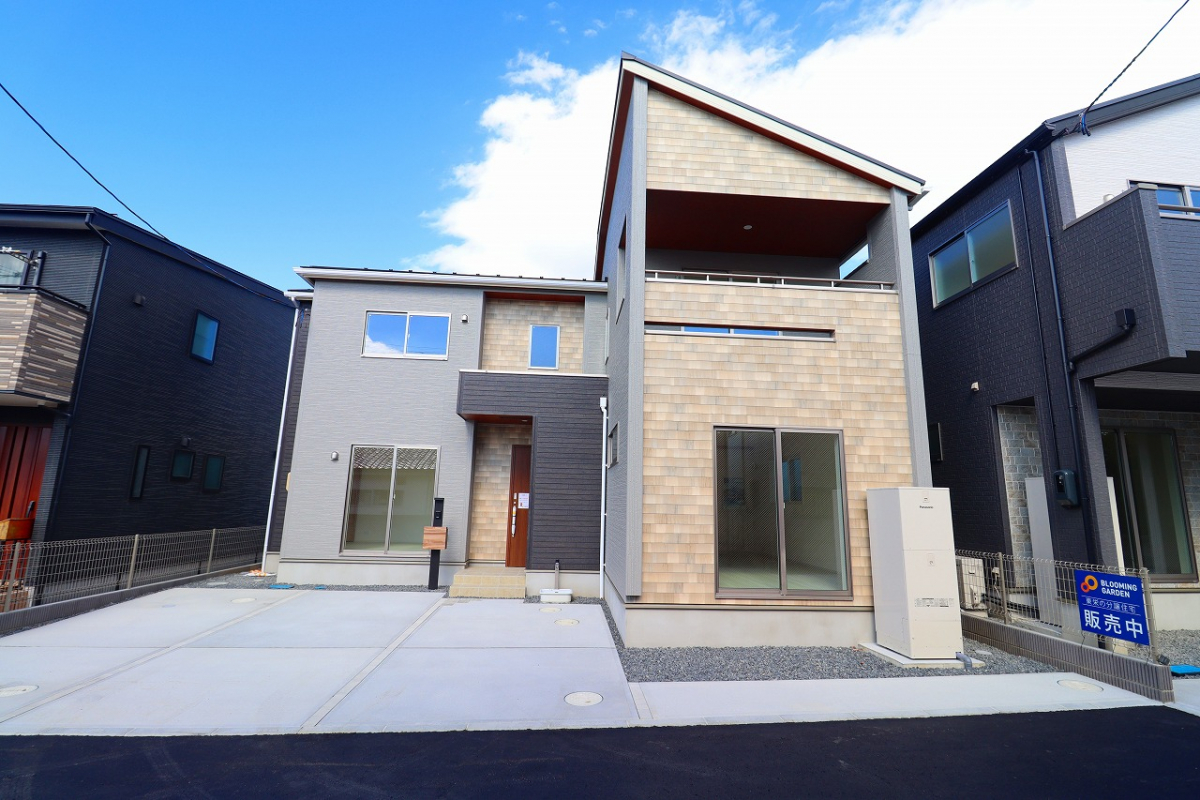 ブルーミングガーデン郡山市安積荒井三丁目２棟の外観②
