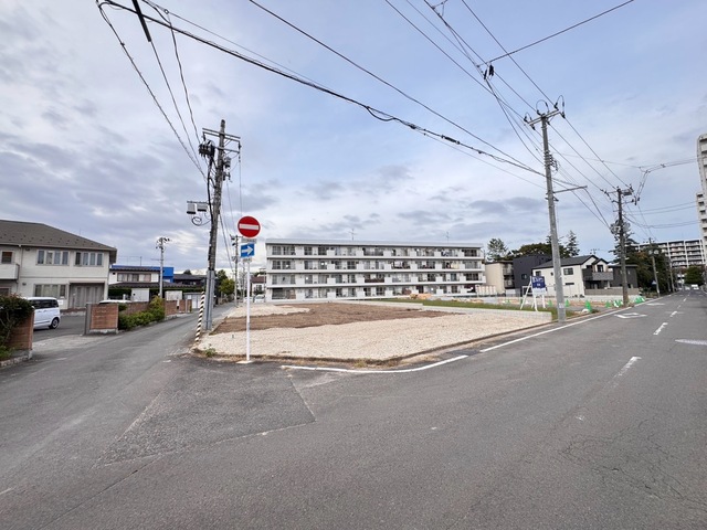 資金計画や住宅ローンなどの事ももちろん、ご相談お待ちしております。