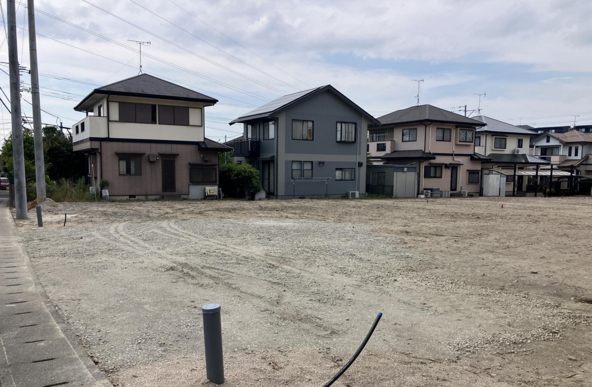 現地土地写真 造成工事完了時期/2026年6月中旬引渡予定/2026年7月中旬