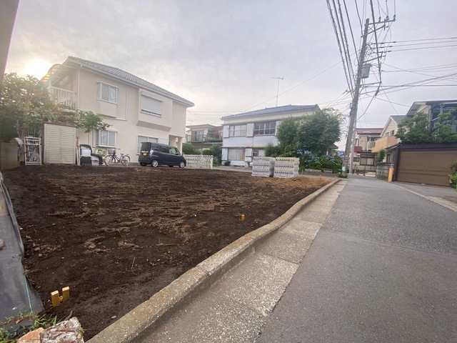現地土地写真になります。