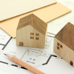 注文住宅とはどんな家？分譲住宅（建売住宅）との違いやメリット・デメリット、費用相場を解説